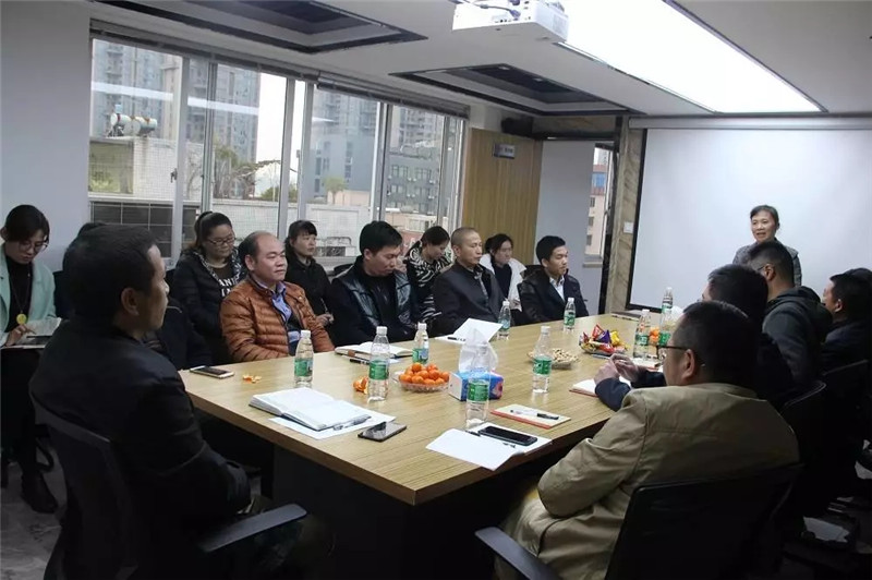 640.webp (8).jpg 640.webp (8).jpg